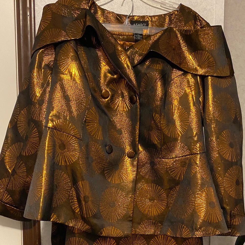 New Ashro Women Skirt Suit.